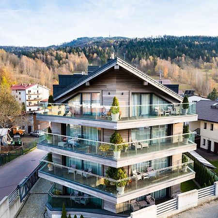 Meta Apartments Щирк Екстериор снимка