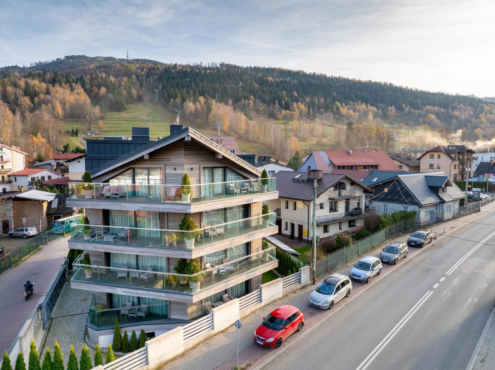 Meta Apartments Щирк Екстериор снимка