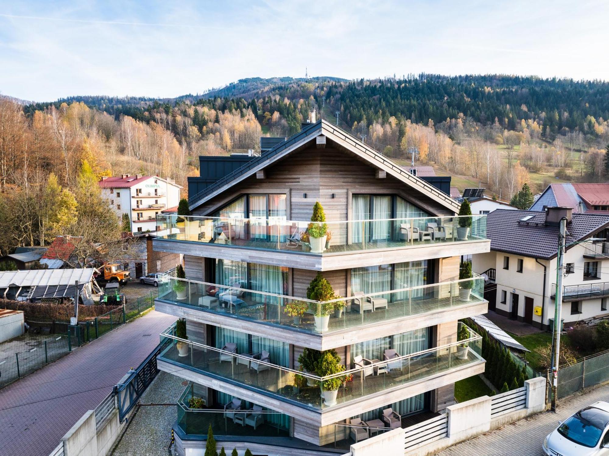 Meta Apartments Щирк Екстериор снимка